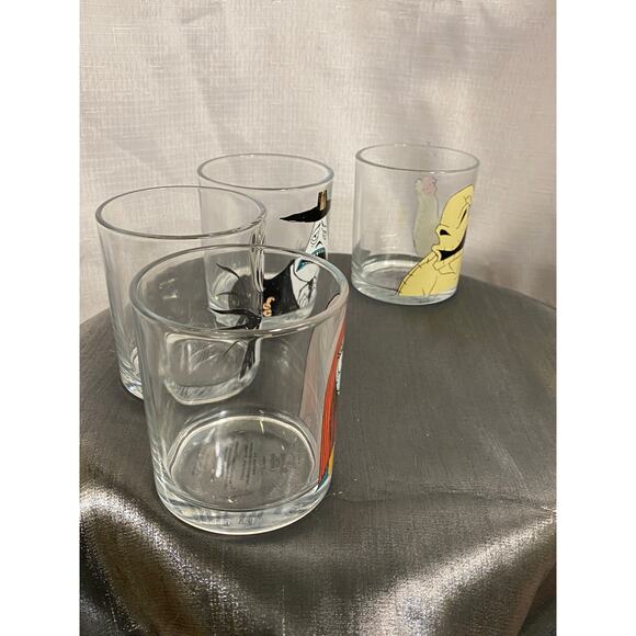 The Nightmare Before Christmas Set of 4 Character Drink Glasses 3.5 in EUC - Picture 6 of 14